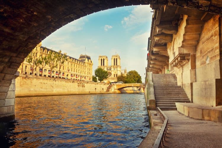 Kerstreizen naar het romantische Parijs