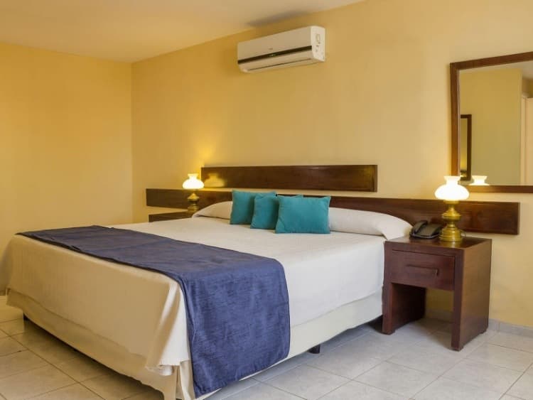 Vedado Saint John's complex foto 3