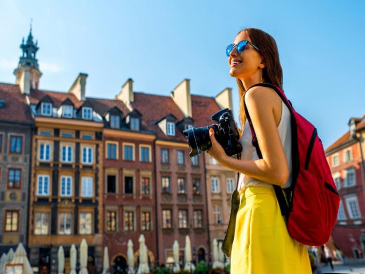 Dag 1: Vertrek - Aankomst Warschau